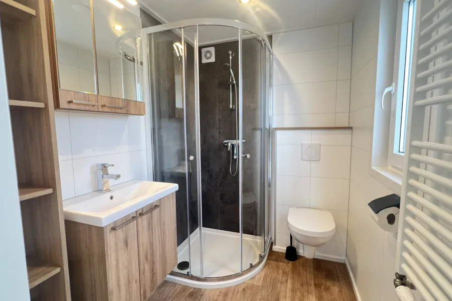 Texelse chalet Coogherveld Type 4 badkamer